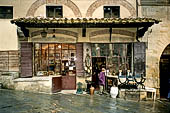 Arezzo - I tanti negozi di antiquariato 